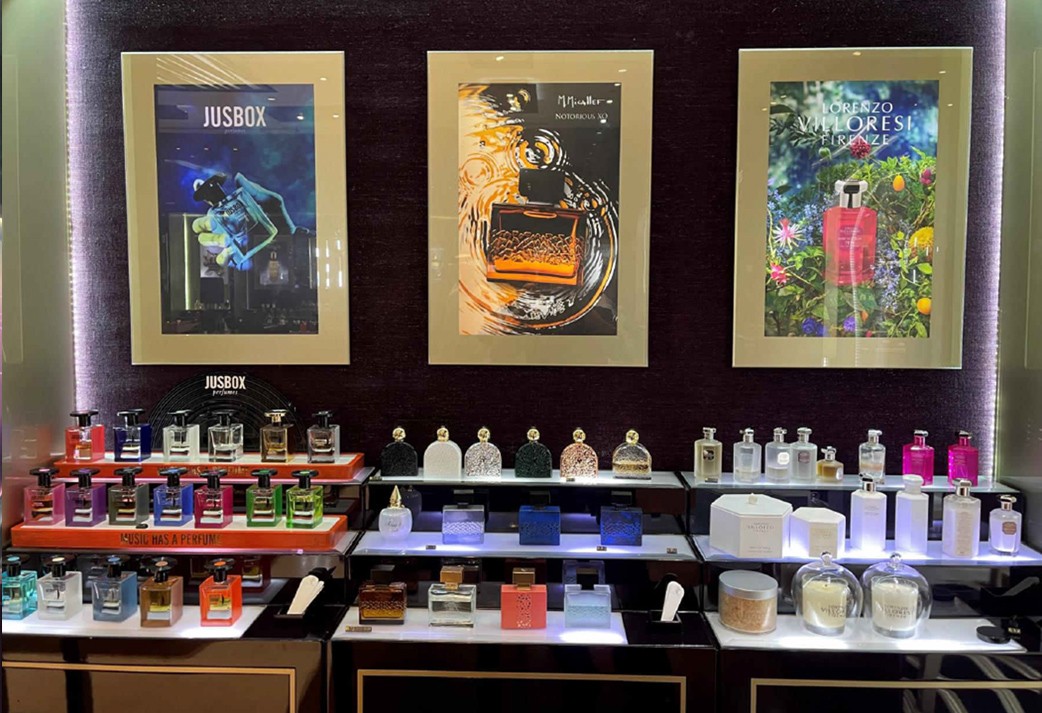 Display & Merchandising